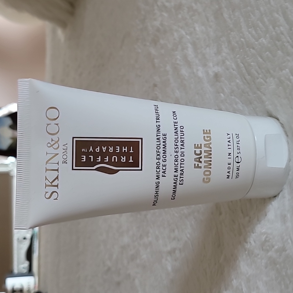 🆕️Skin&Co Roma Truffle Therapy Face Gommage